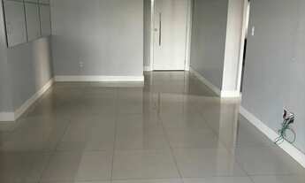 Imagem 3: Alugo no Lê Boulevard apartamento 113m2. 1 suite e 2 ssuites. Semi Mobiliado