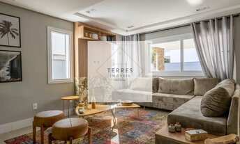 Imagem 2: Sobrado para aluguel possui 310 metros quadrados com 3 quartos em Pedra Redonda - Porto Al