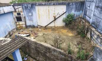 Imagem 2: TERRENO 307m2 EM BENFICA AO LADO BAHAMAS COM CASA PRECÁRIA PARA DEMOLIÇÃO