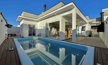 Imagem 2: Casa de alto padrão à venda em Camobi!