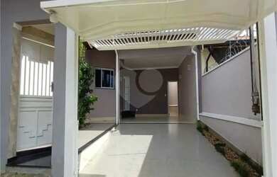 Imagem: Sobrado à venda com 3 quartos, sendo 3