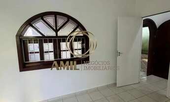 Imagem 2: EE - Aluga-se Casa Térrea, 157 m² AC, 179, AT, 3 Quartos, 1 Suíte 2 Vagas, Centro, Caçapav