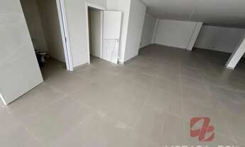 Imagem 6: Sala Comercial no Centro de Tijucas, 223m², 2 Banheiros para Alugar