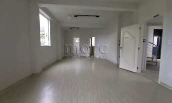 Imagem 4: Prédio inteiro no bairro Vila Madalena, possui 550m², dividido em três pavimentos, com 08