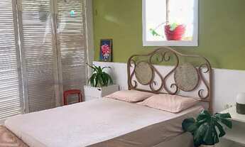 Imagem 4: Alugo casa de hóspedes no Sítio Histórico de Olinda para o Carnaval. Na rua da prefeitura