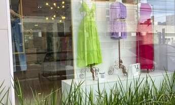 Imagem 2: Repasse de loja Galpão / depósito com 5 vagas na garagem