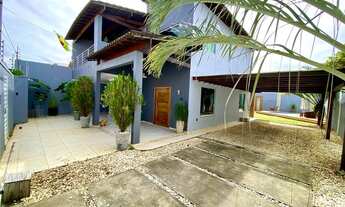 Imagem 2: Casa na Aruana Casa com 4 dormitórios