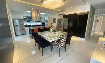 Imagem 3: Casas de Condomínio para aluguel, possuí 355 metros quadrados com 4 Quartos