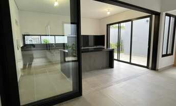 Imagem 2: Casa de condomínio térrea no Village Damha 3 em São Carlos