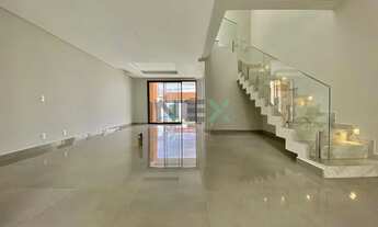 Imagem 3: Sobrado novo e moderno localizado no Bairro Lídia Duarte em Camboriú - SC!