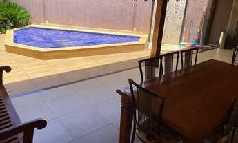 Imagem 3: Casa nova com piscina