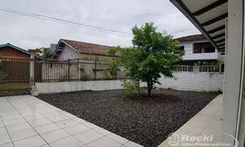 Imagem 2: Casa com 3 quartos no Floresta - Joinville