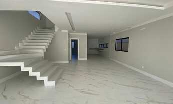 Imagem 3: Casa para venda primeira locação possui 350 metros quadrados com 4 quartos