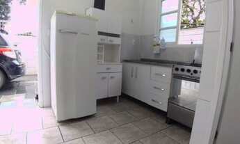 Imagem: Kitnet a 350 m da UFSC