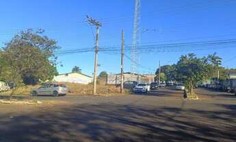 Imagem 4: Terreno bem localizado com 625 metros quadrados