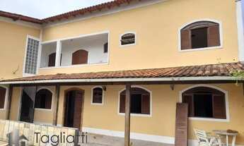 Imagem 4: Casa duplex em rua asfaltada no Coqueiral