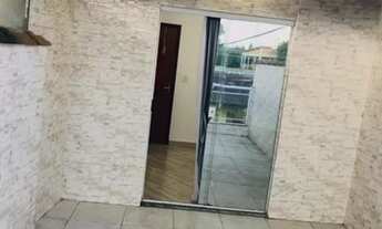 Imagem 5: Casa de 2 quartos com quintal e garagem