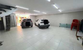 Imagem 2: LINDO SOBRADO NA VILA CARRÃO, TROCA POR APTO, COMPOSTO POR 03 SUÍTES, 05 VAGAS, ÁREA GOURM