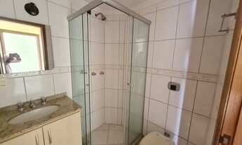 Imagem 9: Apartamento para aluguel possui 75 metros quadrados com 2 quartos em Petrópolis - Porto Al