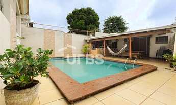 Imagem: Casa à venda no Setor Sul, próxima à