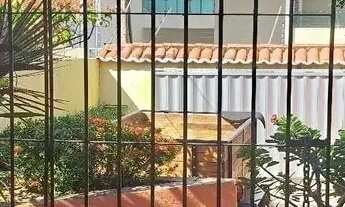 Imagem 4: CASA LAGOA NOVA Casa com 5 dormitórios