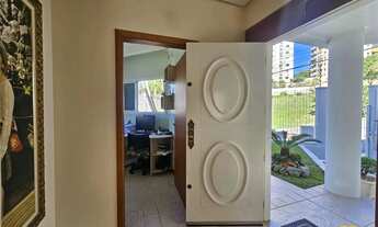 Imagem 4: Casa para venda com 4 suítes no bairro Canto em Florianópolis/SC