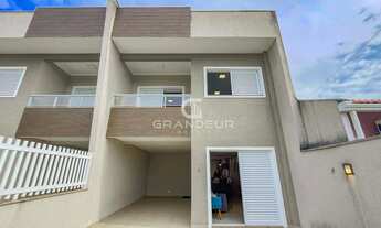 Imagem 4: Sobrado No Nereidas Mobiliado a 2 Quadras do Mar Contendo 3 Dormitórios