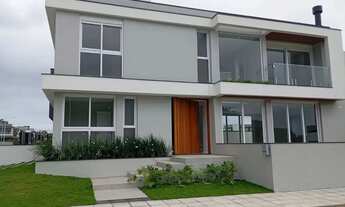 Imagem 2: Casa com 3 dormitórios à venda, 194 m² por R$ 2.700.000,00 - Rio Tavares Central - Florian