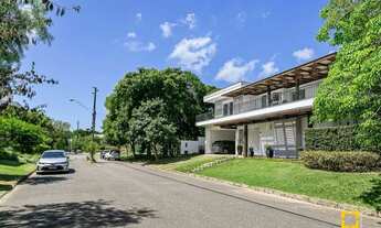 Imagem 2: Casa Completa em Condomínio Fechado - 3 Suítes, Vista e Alto Padrão no Porto da Lagoa com