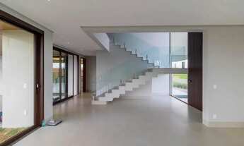 Imagem 2: O Jardins França é um condomínio de alto padrão, que tem uma integração com uma mata nativ