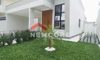 Imagem: Casa de condomínio em Rua Monte Cambirela