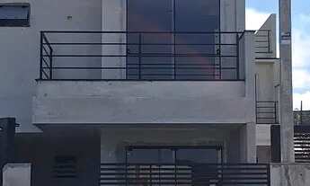 Imagem: SOBRADO NO XAXIM - NOVOS