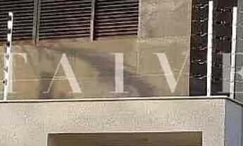 Imagem 2: Sobrado à venda e locação, 500m², 4 quartos (sendo 2 suítes), 6 banheiros, 4 vagas de gara