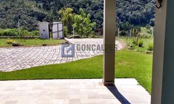 Imagem 3: Chácara à venda em Tapiraí (Do Turvo) 3 suítes, 260 m², terreno de 3.400 m²