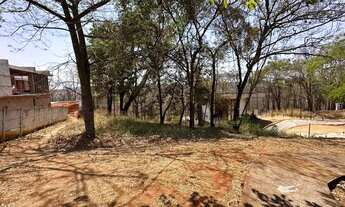 Imagem: Lote no condomínio para venda tem 2525