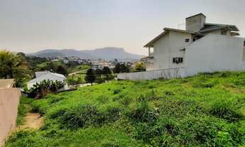 Imagem 5: O lote está localizado no bairro Pedra Branca tem 575 m²