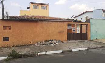 Imagem: Hortolândia jd Amanda Belas casas, 03 CASAS