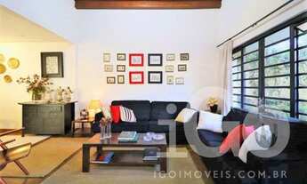 Imagem 4: Casa tipo chalé , agradável - rua charmosa e única. T: 212,00m² - A/C:275,00m²