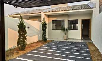 Imagem 2: Casas no Cataratas com 2 quartos e sobra de terreno nos fundos