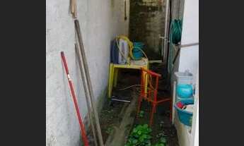 Imagem 2: Vendo Casa com 1 quarto com suite, sala, cozinha e vaga de garagem