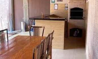 Imagem 2: Casa nova com piscina