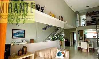 Imagem 2: Aconchegante casa de 2 pavimentos, 4 Suítes no Cond Lion Ville à venda