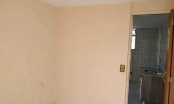 Imagem 4: Apartamento com 2 dormitórios à venda, 48 m² por R$ 180.000,00 - Conjunto Residencial José