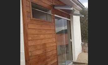 Imagem: Kitinet sem mobília na rua monsenhor Gercino