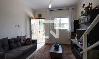 Imagem 2: Casa de Condomínio para Aluguel - Quinta dos Angicos, 2 Quartos, 70 m2