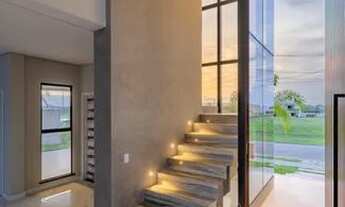 Imagem 3: Casa de condomínio para venda possui 337 metros quadrados com 4 quartos