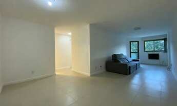 Imagem 2: Apartamento para venda com 74 m², 2 quartos, suíte e vaga em São Francisco - Niterói - RJ