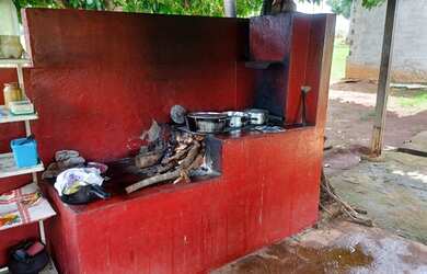 Imagem 5: Chacara/9.000mt caturai/casa e represa,rego /fogão caipira/pomar/gramada/38km Goiânia