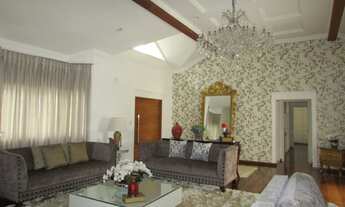 Imagem 7: Casa alto padrão recém reformada, móveis planejados em todos ambientes, 4 suítes. Alphavil