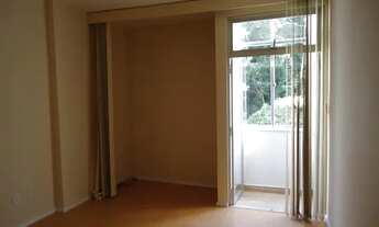 Imagem 6: Apto Centro, vista verde, sol, infraestrutura, Rua 6 de março, excelente preço - Petrópol